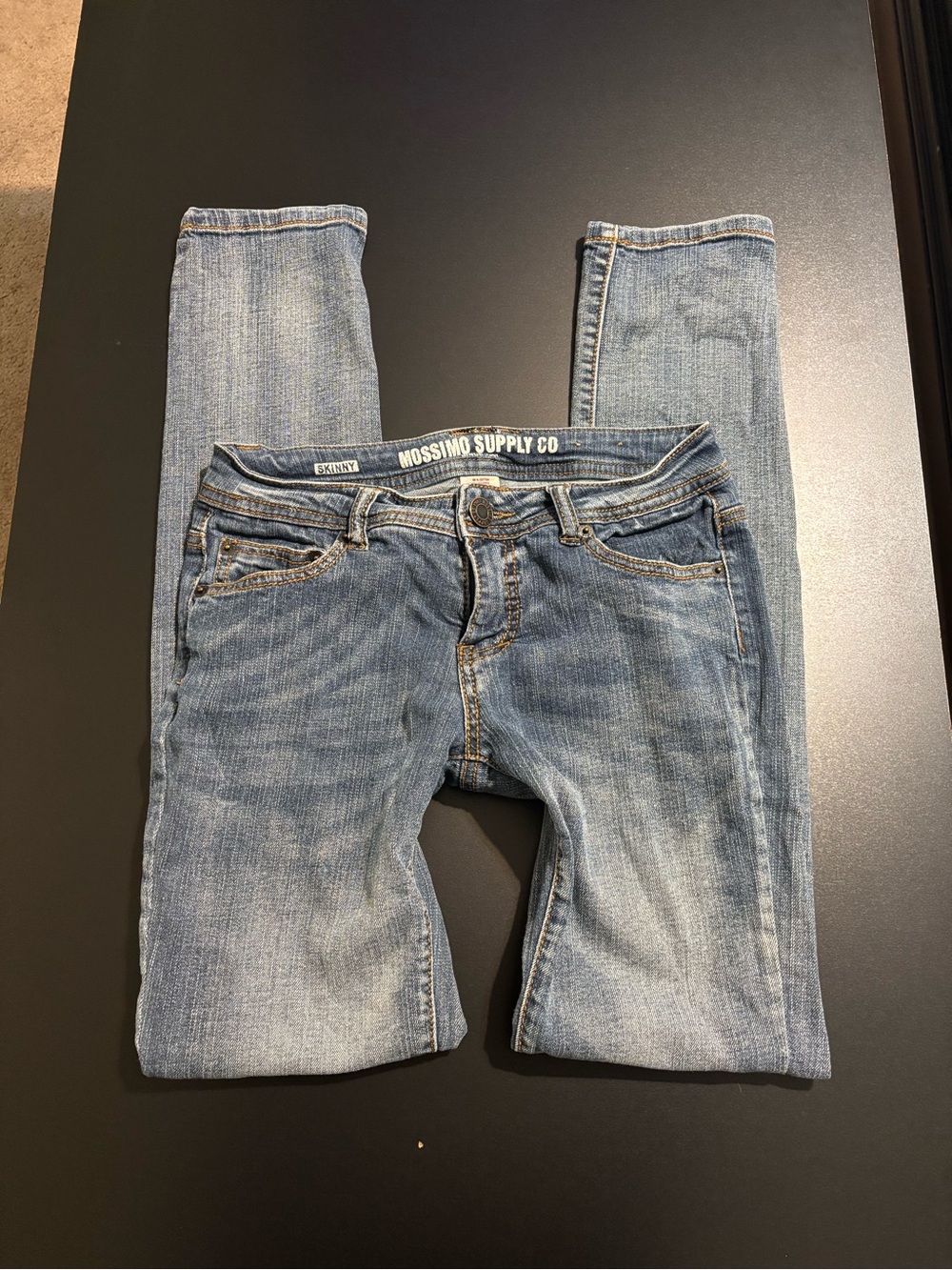 2000s y2k low rise Mossimo skinny jeans
Tagged size 5.